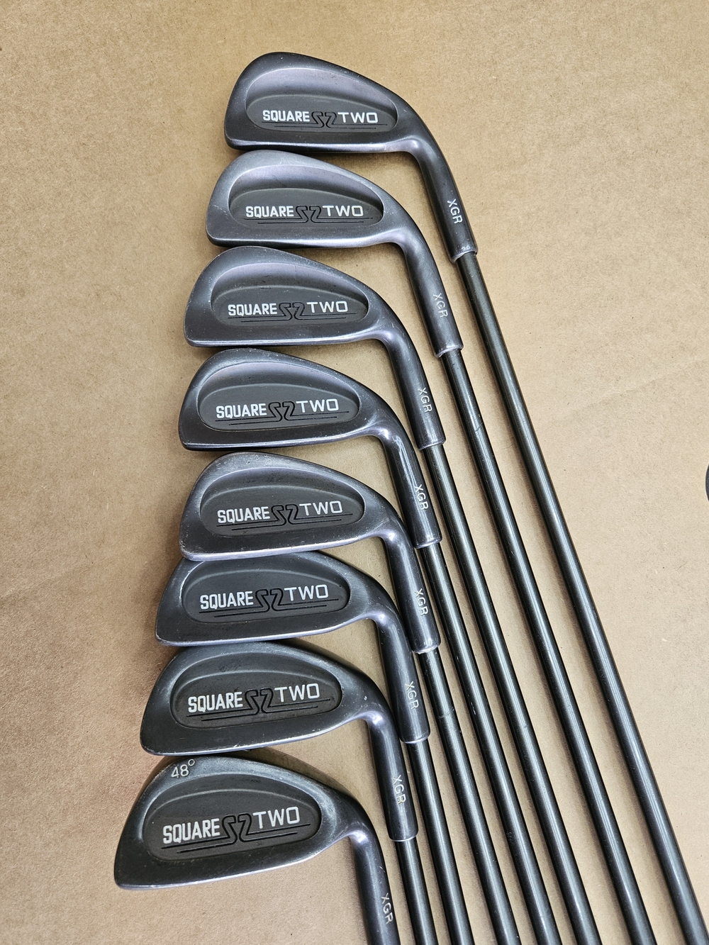 🏌8 Club Set RH Square Two 3,4,5,6,7,8,9 Irons & A 48° 10 Driver Iron -Regular.